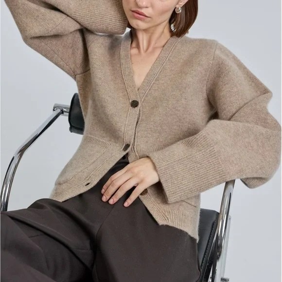 Almina Concept Cardigan - Picture 3 of 4